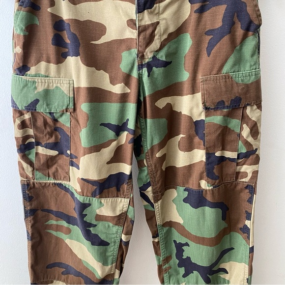 Vintage Military Camo Cargo Pants - Picture 5 of 13